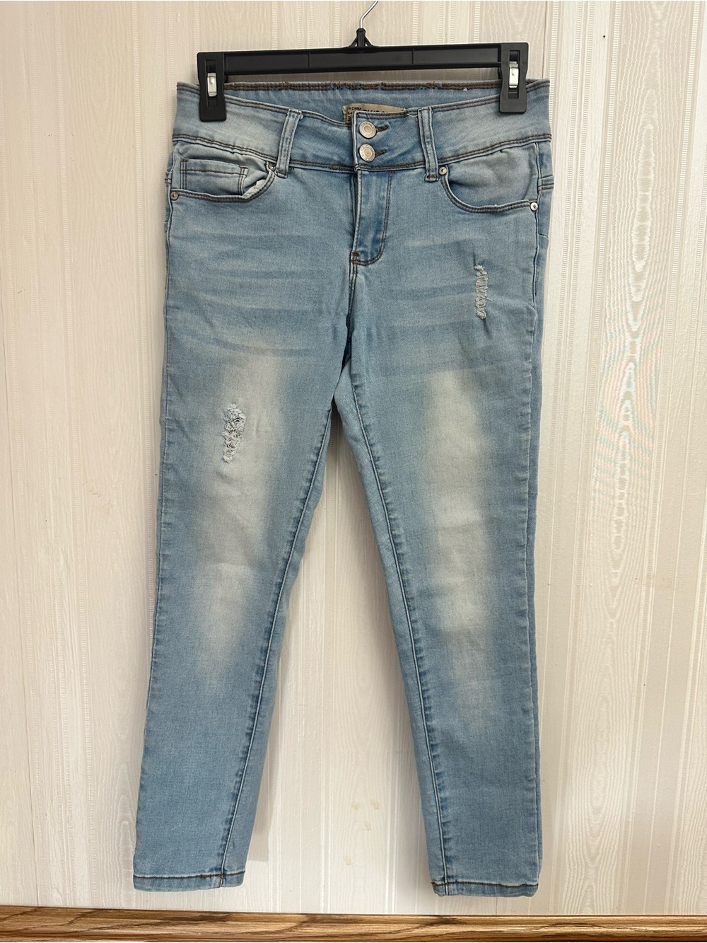 Women’s Light Blue Skinny Jeans with Dual Button Waist